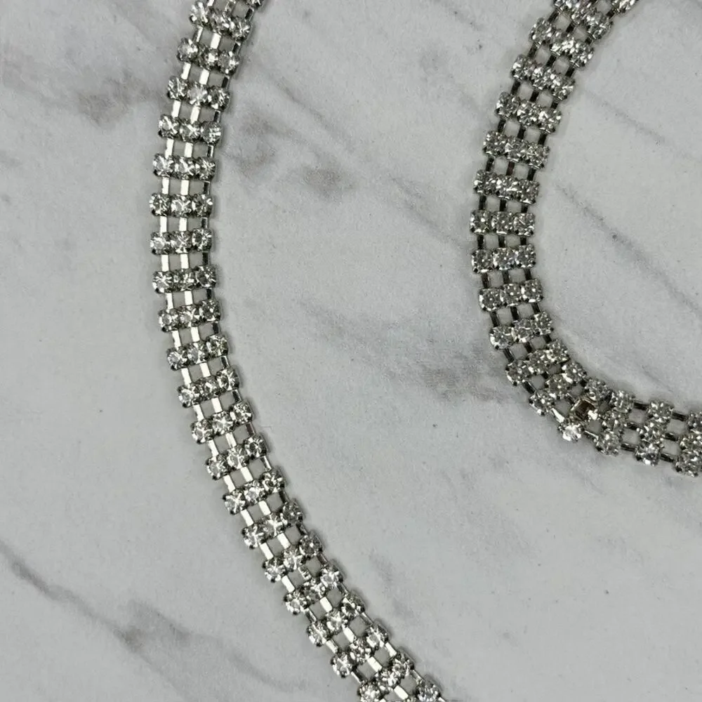 Womens Rhinestone Heart Silver Tone Multi Row Chain Link Belt Small S ✨